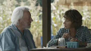 Zasłona do filmu "Ella i John" #241229