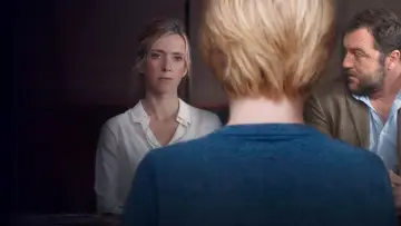Zasłona do filmu "Jeszcze nie koniec" #986200
