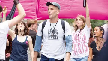Zasłona do filmu "120 uderzeń serca" #188905
