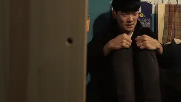 Zasłona do filmu "어느 여름날 밤에" #898278