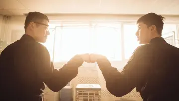 Zasłona do filmu "청년경찰" #337954