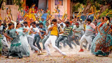 Zasłona do filmu "மெர்சல்" #886063
