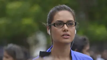 Zasłona do filmu "யார் இவன்" #1158544