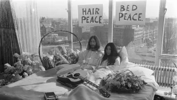 Zasłona do filmu "Bed Peace" #704034
