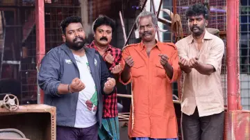 Zasłona do filmu "ഷെർലോക്ക് ടോംസ്" #1158811