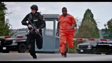 Zasłona do filmu "S.W.A.T. Oblężenie" #326419