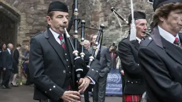 Zasłona do filmu "Johnny English: Nokaut" #687741