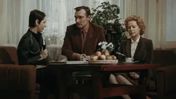 Zasłona do filmu "Mana ģimene" #1194254
