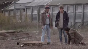 Zasłona do filmu "Return" #282796