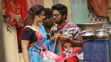 Zasłona do filmu "குப்பத்து ராஜா" #1157541
