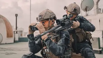 Zasłona do filmu "Operacja Morze Czerwone" #329325