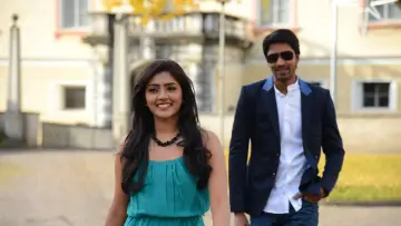 Zasłona do filmu "బందిపోటు" #1158914
