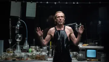 Zasłona do filmu "Mandy" #298130