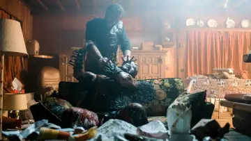 Zasłona do filmu "Mandy" #298148