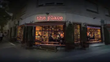 Zasłona do filmu "The Place" #238598