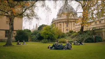 Zasłona do filmu "Tolkien" #249260