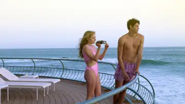 Zasłona do filmu "SPF-18" #420927