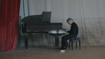 Zasłona do filmu "Ryuichi Sakamoto: CODA" #818474
