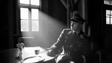 Zasłona do filmu "Kapitan" #234482