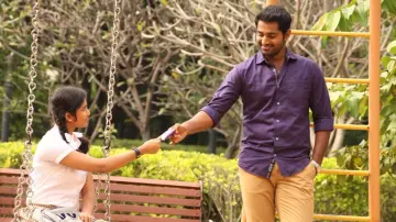 Zasłona do filmu "காதல் கசக்குதையா" #1148916