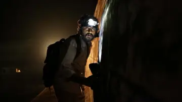 Zasłona do filmu "களவு தொழிற்சாலை" #1527553