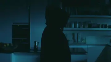 Zasłona do filmu "Pod ciemnymi gwiazdami" #1037534