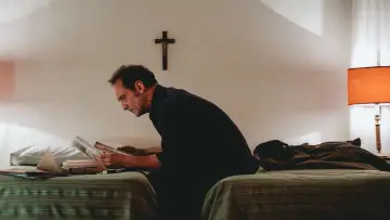 Zasłona do filmu "Tajemnica objawienia" #470953