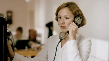 Zasłona do filmu "Młodość Astrid" #1868898