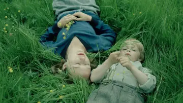Zasłona do filmu "Młodość Astrid" #1868902