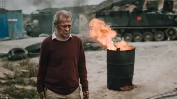 Zasłona do filmu "Apokalipsa Zombie" #317830
