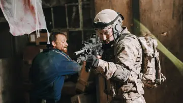 Zasłona do filmu "Apokalipsa Zombie" #317831