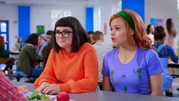 Zasłona do filmu "Daphne i Velma" #445610