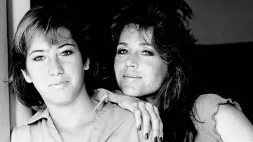 Zasłona do filmu "Jane Fonda w pięciu odsłonach" #425038