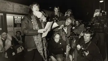 Zasłona do filmu "Jane Fonda w pięciu odsłonach" #425043
