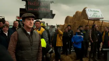 Zasłona do filmu "Naga Normandia" #459544