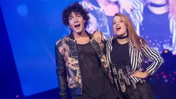 Zasłona do filmu "Soy Luna: En Concierto" #1180335