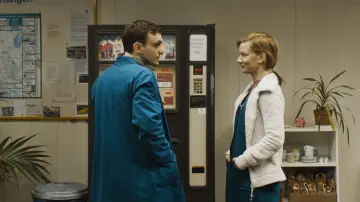 Zasłona do filmu "Walc w alejkach" #415013