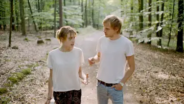 Zasłona do filmu "303" #536899