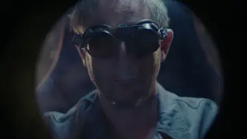 Zasłona do filmu "Földiek" #1146587