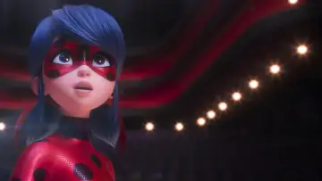 Zasłona do filmu "Miraculous: Biedronka i Czarny Kot. Film" #678852