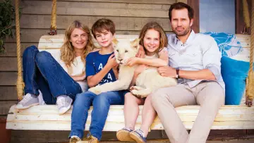 Zasłona do filmu "Mia i biały lew" #225677