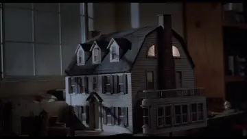 Zasłona do filmu "Amityville: Drzwi do piekła" #471621