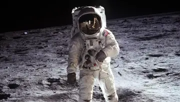 Zasłona do filmu "Apollo 18" #351000