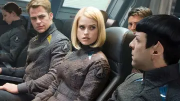 Zasłona do filmu "W ciemność. Star Trek" #224219