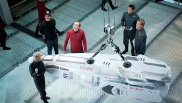 Zasłona do filmu "W ciemność. Star Trek" #224223