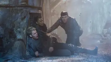 Zasłona do filmu "W ciemność. Star Trek" #224224