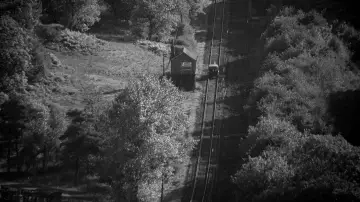 Zasłona do filmu "Loving Memory" #1912745
