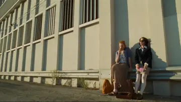 Zasłona do filmu "Urzędowanie" #1588319