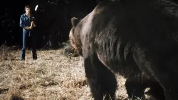 Zasłona do filmu "Grizzly" #418030