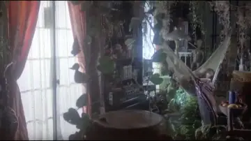 Zasłona do filmu "The Mafu Cage" #1745837